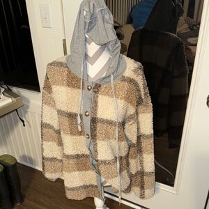 Cozy Plaid Sherpa Jacket with Hood